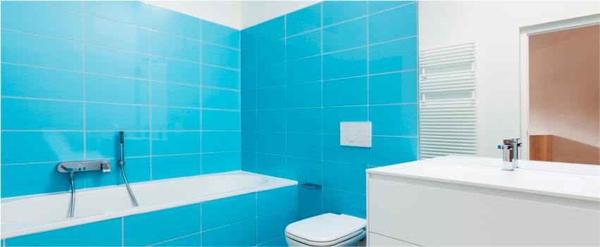 blue and white bathroom tiles